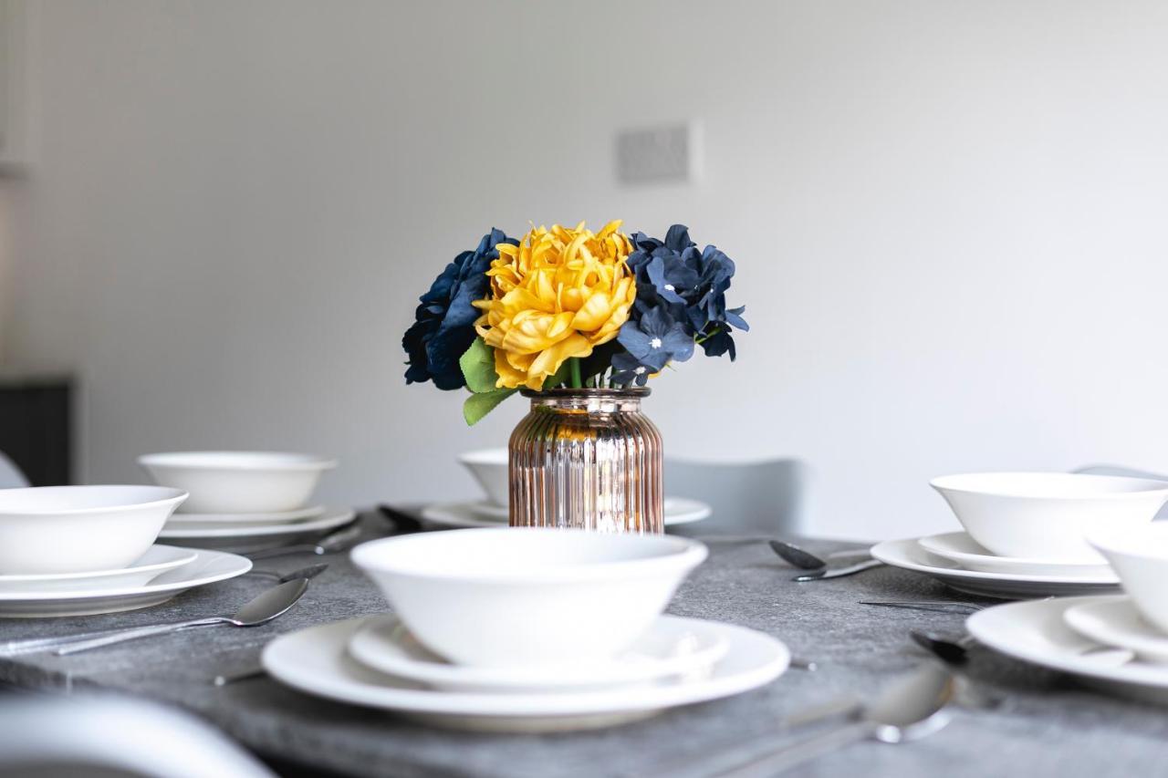 Skyvillion - London Enfield Chase Apartments With Parking & Wifi Dış mekan fotoğraf