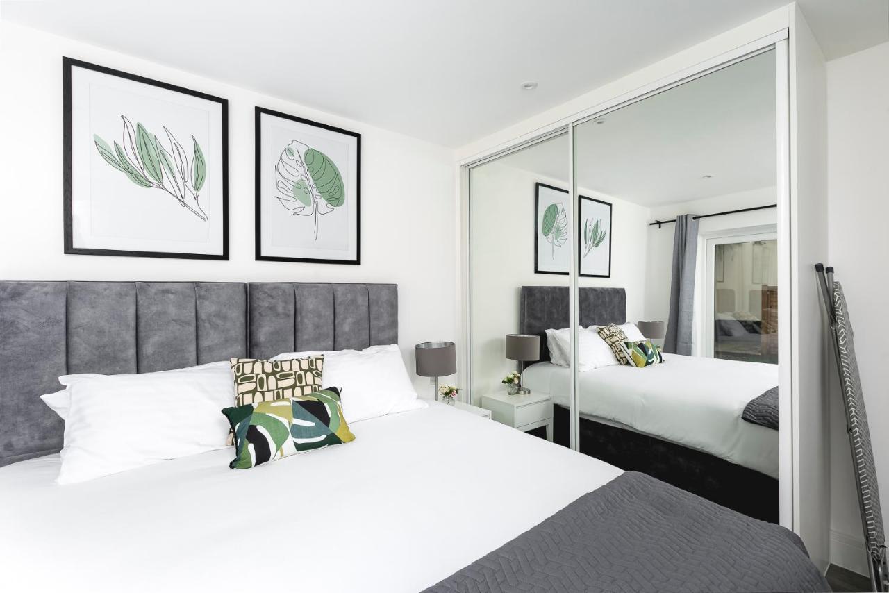 Skyvillion - London Enfield Chase Apartments With Parking & Wifi Dış mekan fotoğraf