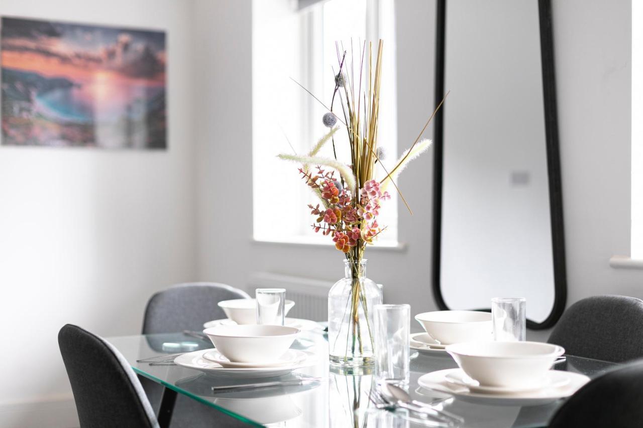 Skyvillion - London Enfield Chase Apartments With Parking & Wifi Dış mekan fotoğraf