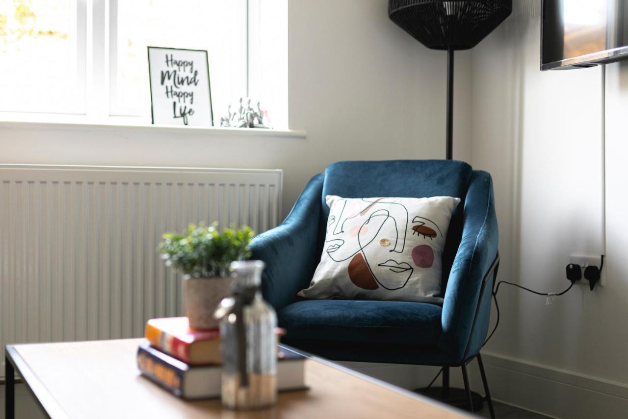 Skyvillion - London Enfield Chase Apartments With Parking & Wifi Dış mekan fotoğraf