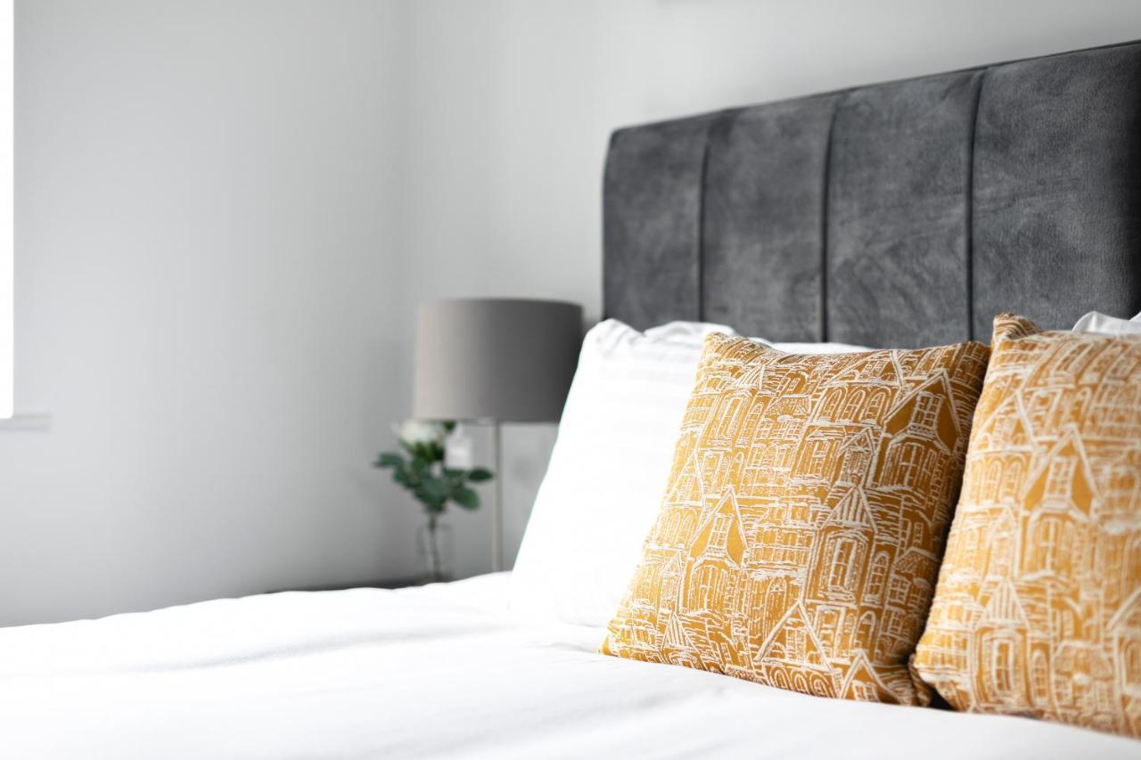 Skyvillion - London Enfield Chase Apartments With Parking & Wifi Dış mekan fotoğraf